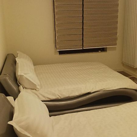Apartament Trio Maria Otopeni Zewnętrze zdjęcie