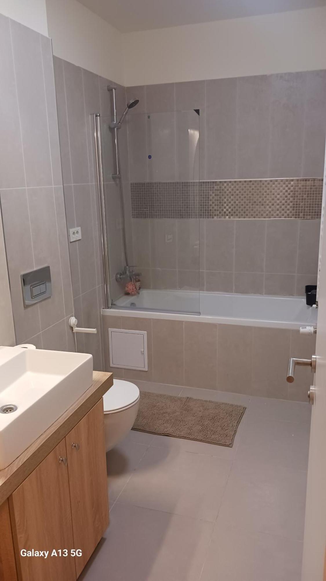 Apartament Trio Maria Otopeni Zewnętrze zdjęcie